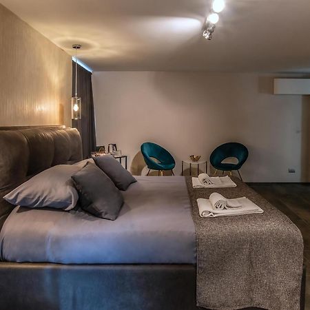 Black And White Suite Rome Luaran gambar